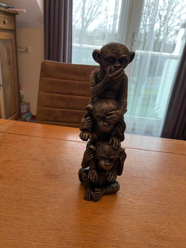 Apenbeeld - Zie, hoor en zwijg, Tuin en Terras, Tuinbeelden, Ophalen of Verzenden, Zo goed als nieuw, Kunststof, Dierenbeeld