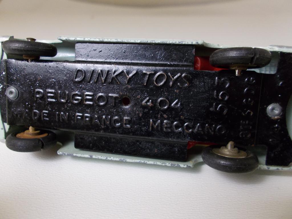 1967 Dinky Toys 553 PEUGEOT 404 I.g.st. (-A-), Hobby en Vrije tijd, Modelauto's | 1:43, Ophalen of Verzenden, Zo goed als nieuw