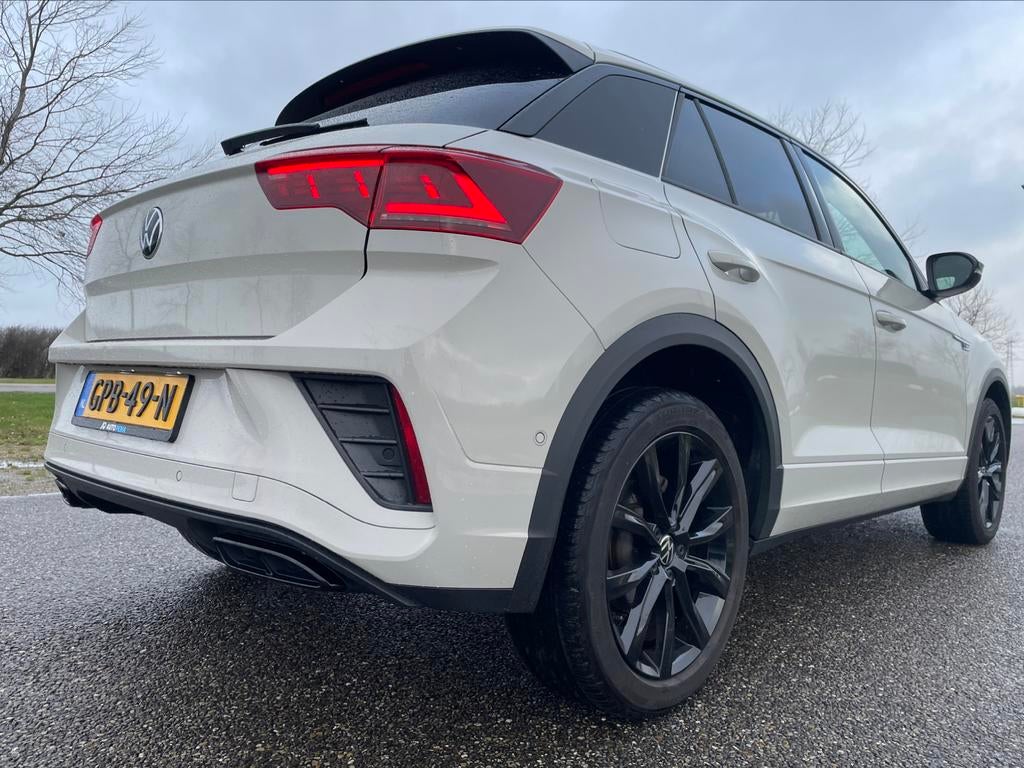 Volkswagen T-Roc 1.5 TSI R-Line |Pano |Keyless | 19.000KM!, Auto's, Volkswagen, 1258 kg, 1498 cc, Zwart, 4 cilinders