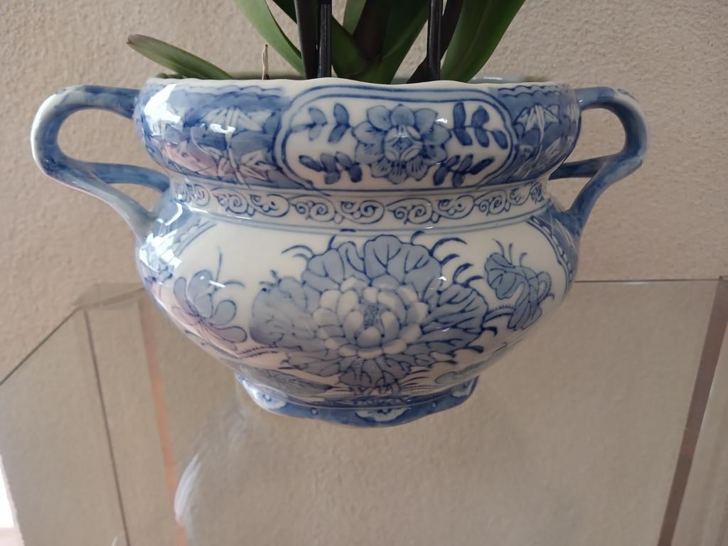 Fraaie Blauw/Witte Bloempot Met Oren, Ophalen of Verzenden