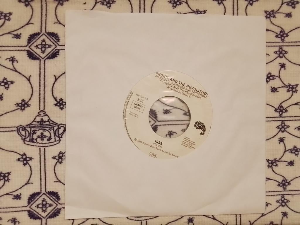 Prince and the revolution           Kiss, Cd's en Dvd's, Vinyl Singles, Ophalen of Verzenden, Zo goed als nieuw, Pop, Single