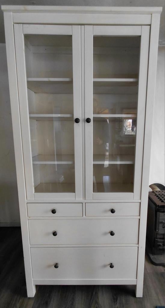 Ikea Hemnes vitrinekast met 4 lades, Ophalen, Gebruikt, Met deur(en), 50 tot 100 cm
