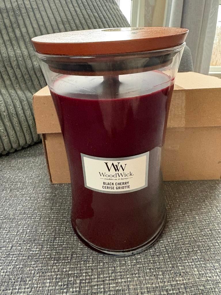 Woodwick large  black cherry nieuw, Ophalen of Verzenden, Nieuw, Overige materialen, Minder dan 25 cm