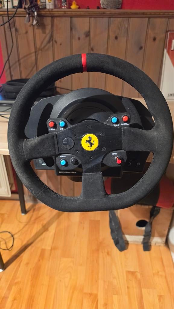 Thrustmaster T300 Race Stuur met Pedalen, Spelcomputers en Games, Spelcomputers | Sony PlayStation Consoles | Accessoires, Ophalen of Verzenden