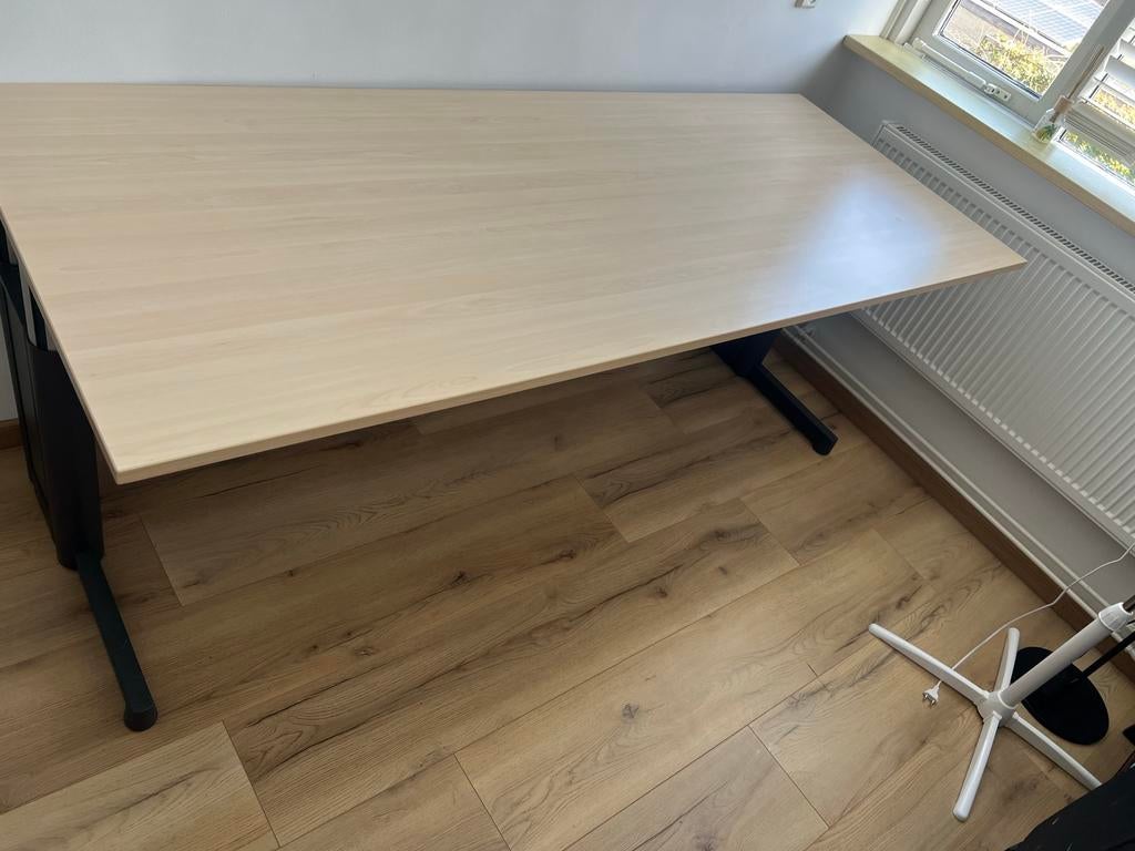 Professioneel bureau (200x80x75 cm) - Uitstekende staat, Ophalen, Hout, Zo goed als nieuw, Overige merken