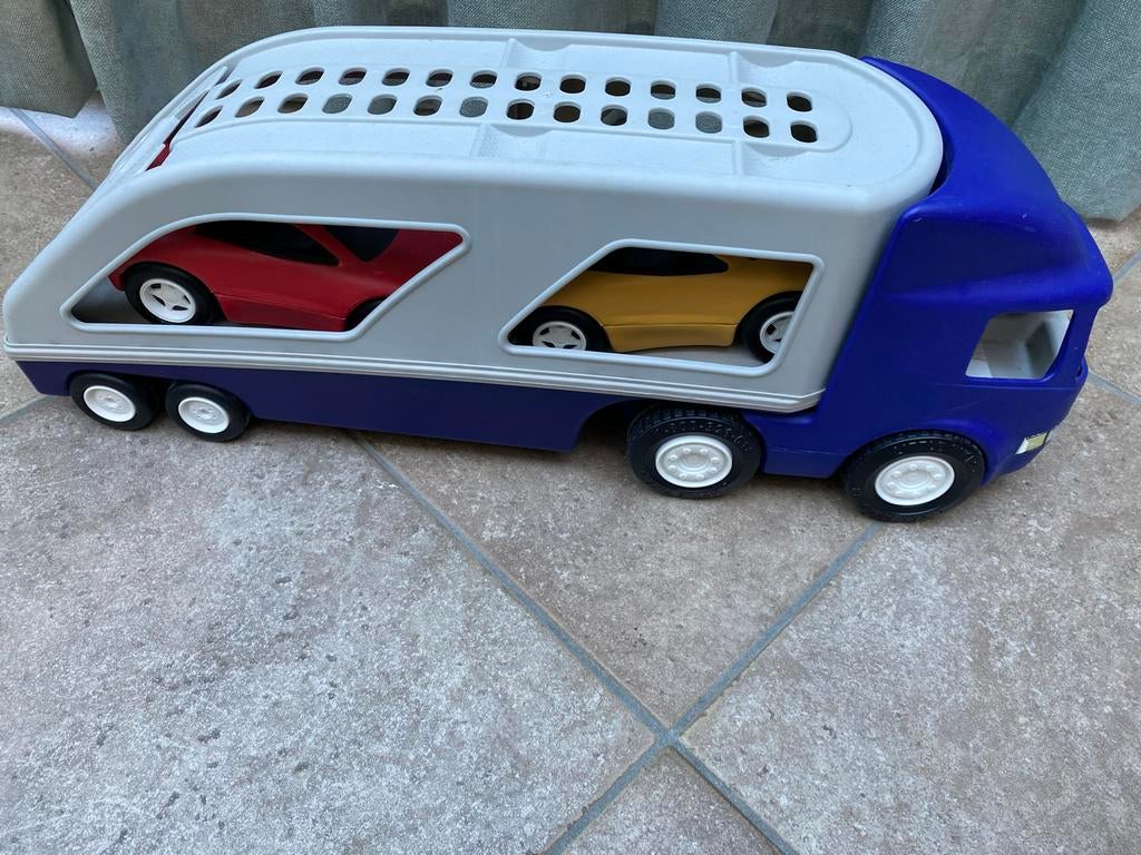 Little Tikes Vrachtwagen Autotransporter met 2 auto's, Kinderen en Baby's, Speelgoed | Speelgoedvoertuigen, Gebruikt, Ophalen
