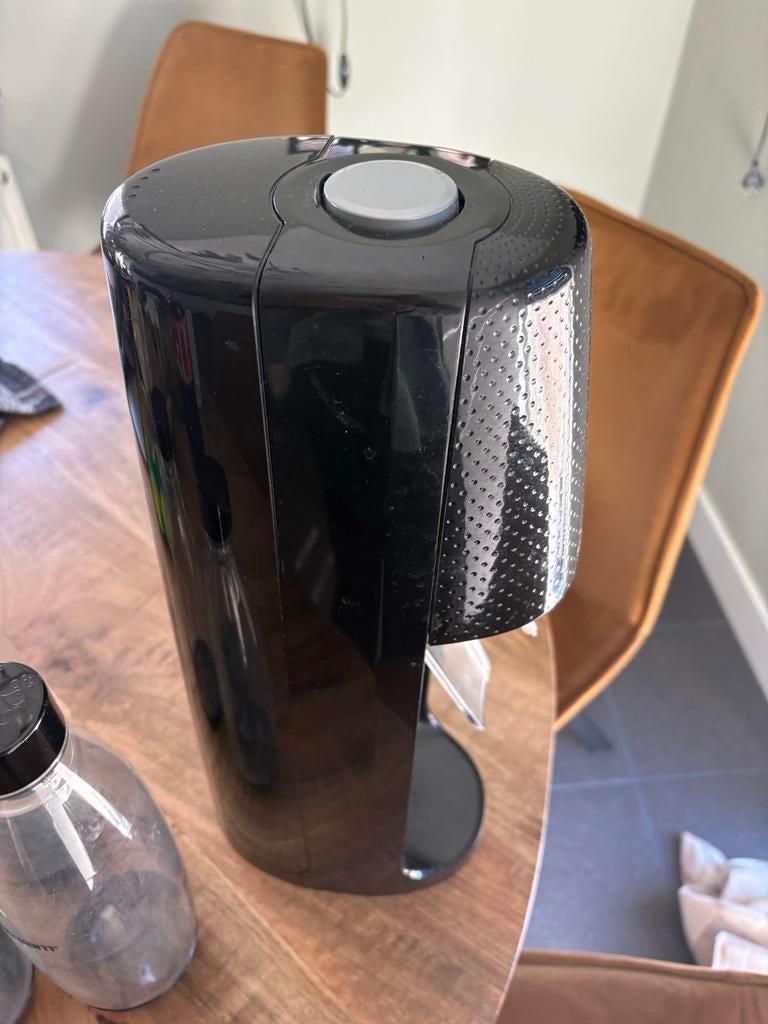 Sodastream bruiswatermachine met 3 flessen, Ophalen of Verzenden, Gebruikt