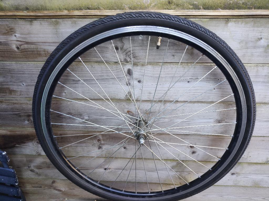 28 inch velg met NIEUW band, Ophalen, Gebruikt, Overige merken