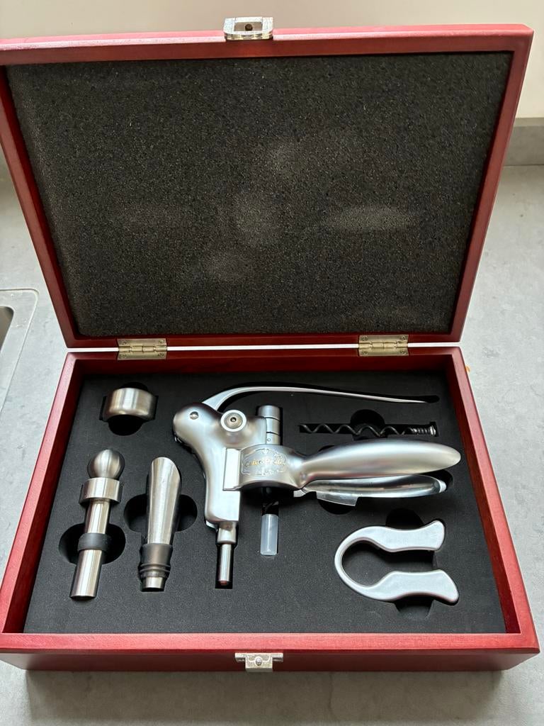 Wijnset, nieuw in kistje, Ophalen of Verzenden, Zo goed als nieuw, Overige gebieden, Overige typen