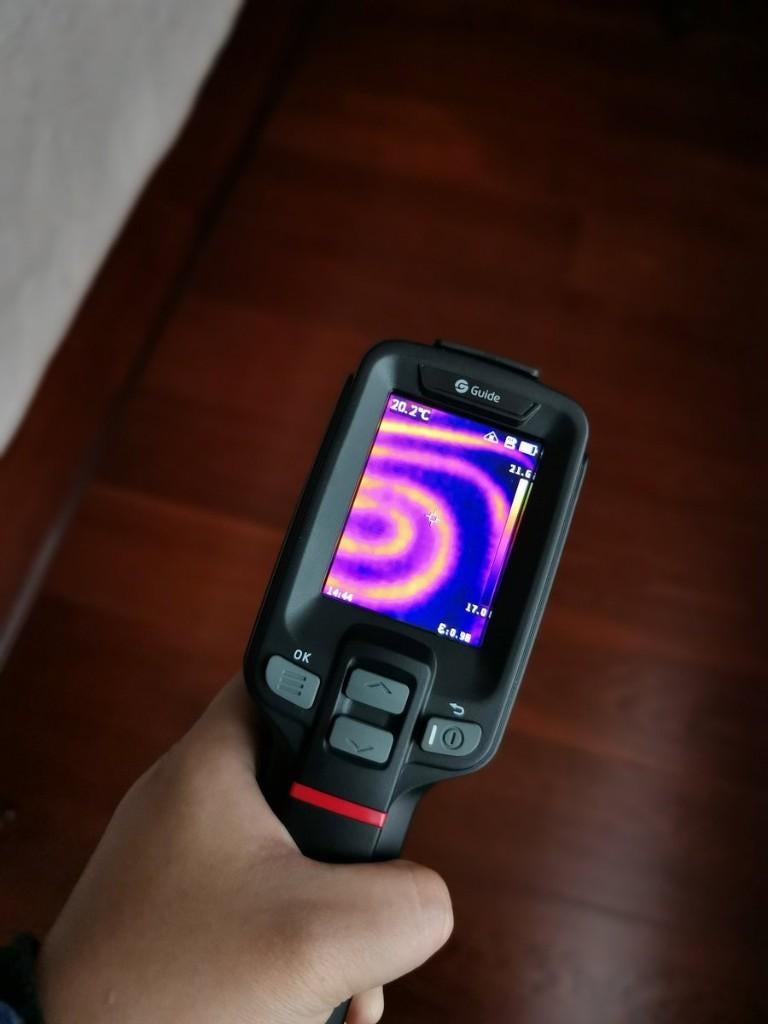 Warmtebeeldcamera te huur: Guide PC210, Ophalen