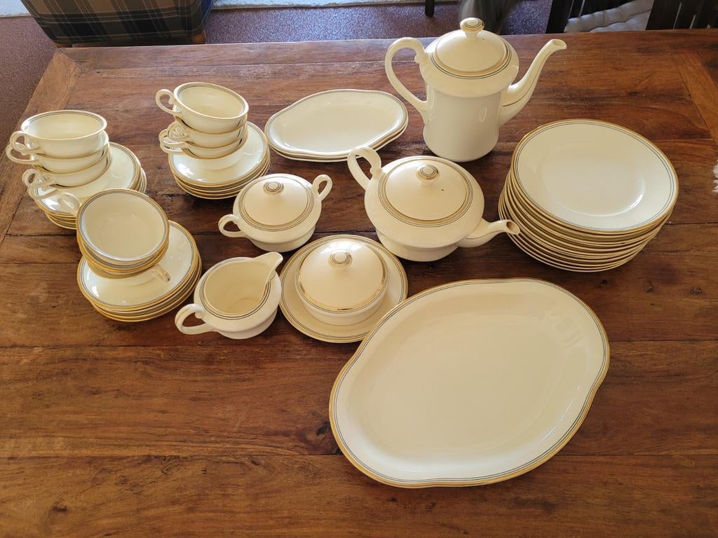 12 delig ontbijtservies Mosa Maasticht, jaren 30, Ophalen