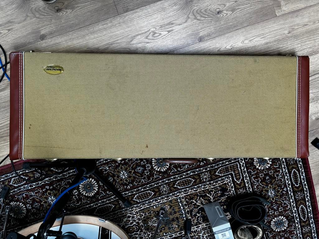 Vintage Gitaarkoffer met Gevoerde Binnenkant - Goede Staat, Muziek en Instrumenten, Behuizingen en Koffers, Ophalen, Gebruikt