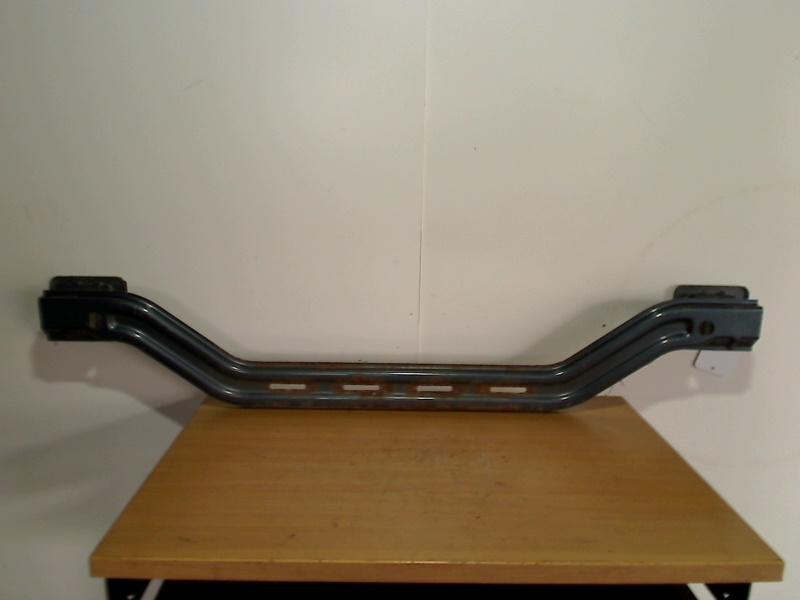 Bumperbalk Achter Suzuki Alto (2009-01/..), Gebruikt, Suzuki Deutschland GmbH, Kontakt@suzuki.de, Suzuki-Allee 7, Bensheim 64625, , Duitsland