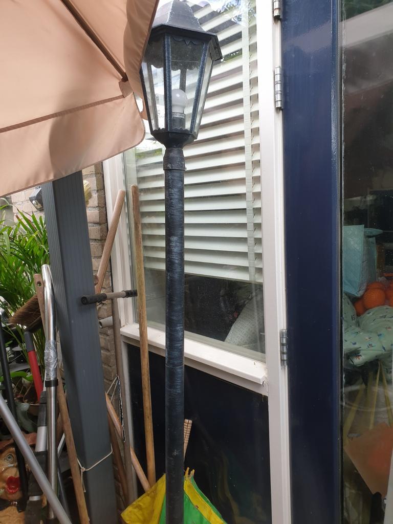 Buiten lantaarn, Ophalen, Gebruikt, Netvoeding