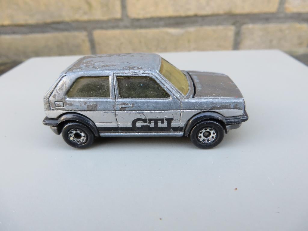 Matchbox Volkswagen Golf GTI grijs, Ophalen of Verzenden, Gebruikt, Auto