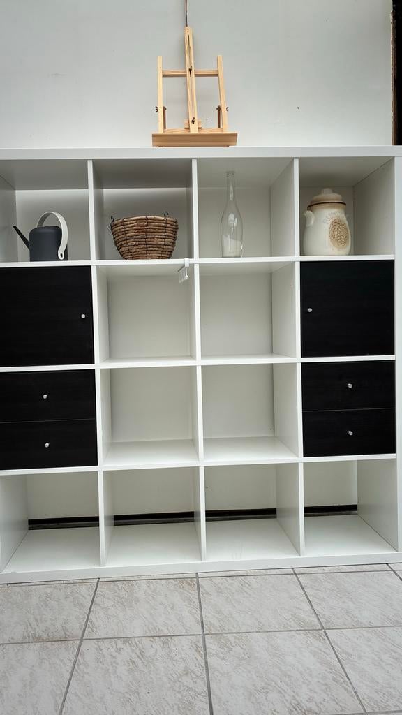 IKEA KALLAX kast wit met zwarte deurtjes en lades 147x147cm, Ophalen, Gebruikt