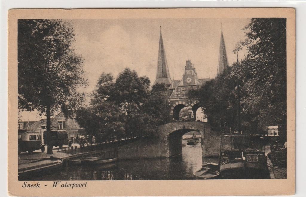 Sneek Waterpoort, Verzamelen, Ansichtkaarten | Nederland, Ophalen of Verzenden, 1940 tot 1960, Gelopen, Friesland