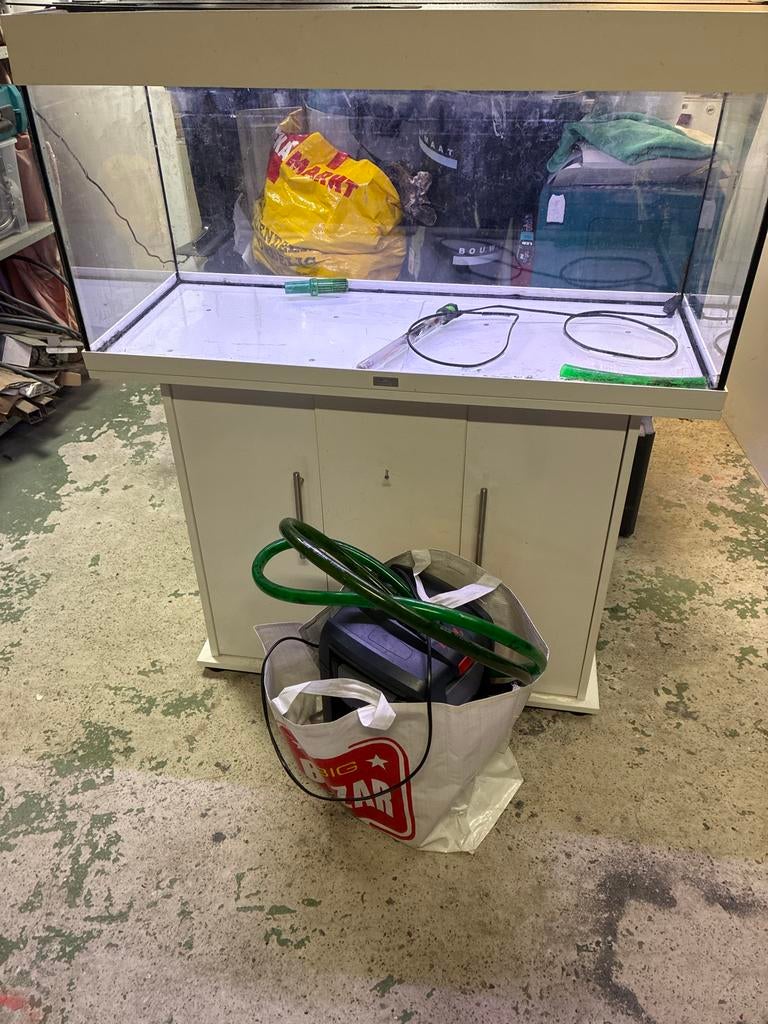 Juwel aquarium met onderkast, Dieren en Toebehoren, Ophalen, Verwarming, Leeg aquarium, Juwel