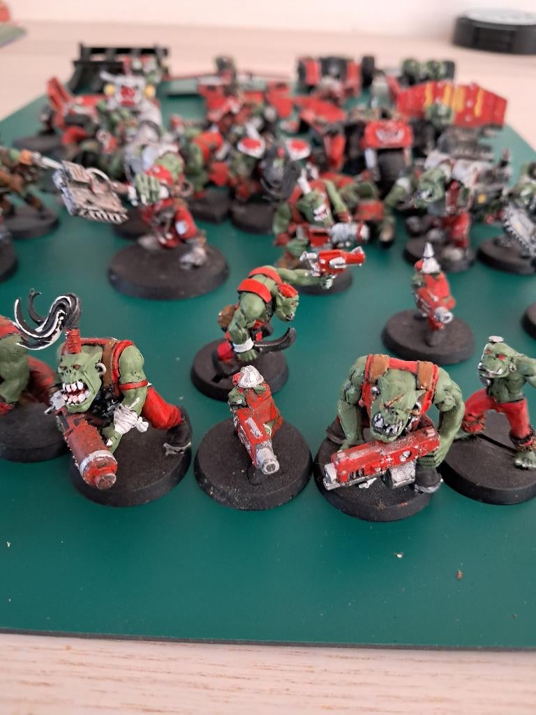 Warhammer 40k Space Orcs, Ophalen, Met verf, Gebruikt, Figuurtje(s)
