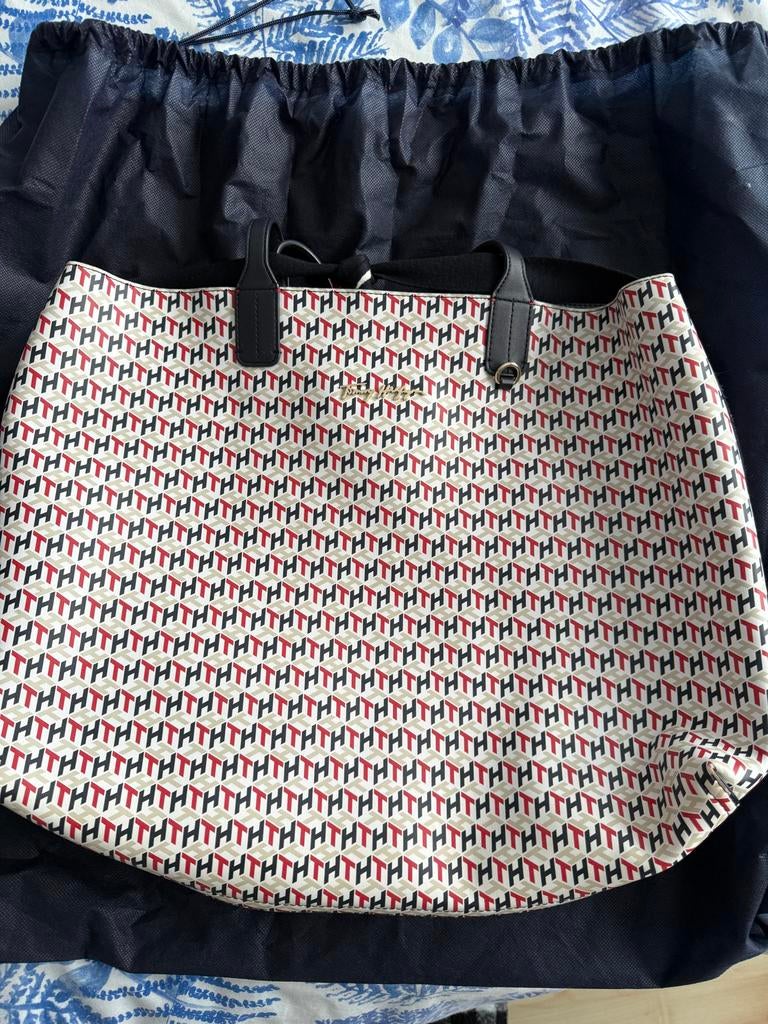 Tommy Hilfiger shopper tas, Ophalen of Verzenden, Zo goed als nieuw, Overige kleuren, Shopper
