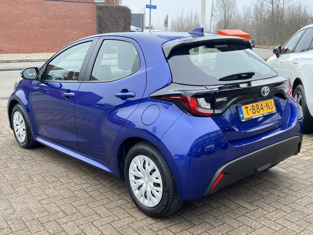 Toyota Yaris 1.5 Hybrid Active Navigatie Camera Climate Cont, Gebruikt, Blauw, 49 €/maand, Bedrijf
