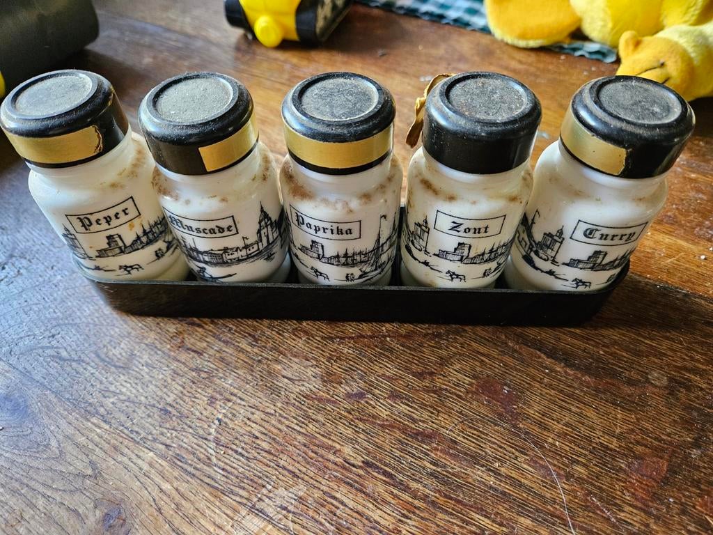 Kruidenpotjes, Ophalen