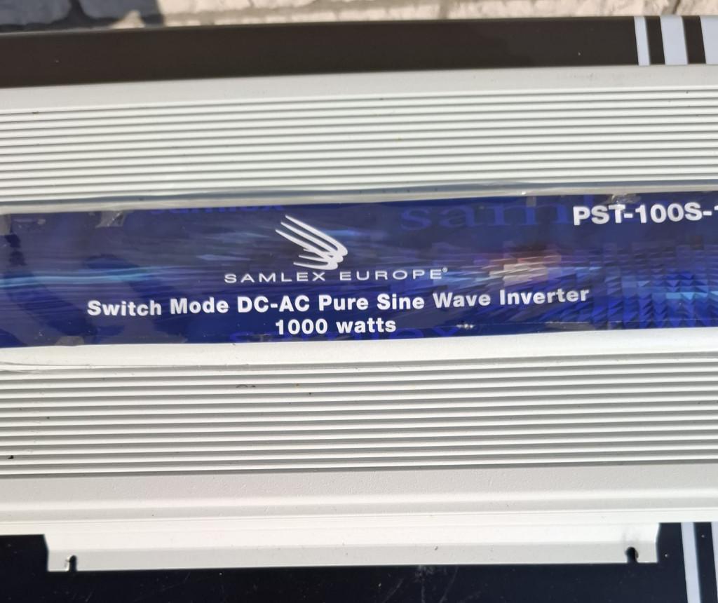 Omvormer, Samlex Europe 1000 Watt., Ophalen, Gebruikt