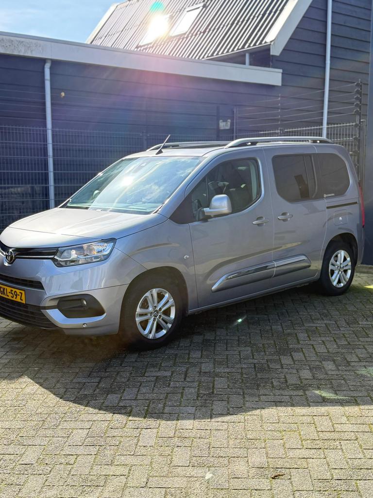 Toyota ProAce City Verso -5 pers. 1.2 Turbo 110pk 2020 Grijs, Auto's, Voorwielaandrijving, Stof, Handgeschakeld, Particulier