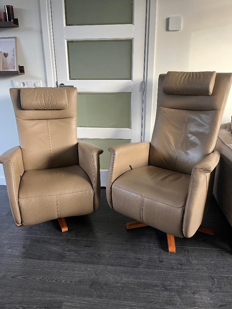 Setje 2 Prominent Relaxfauteuils Leer Taupe S en L Toscana, Minder dan 75 cm, Leer, Ophalen of Verzenden, Zo goed als nieuw