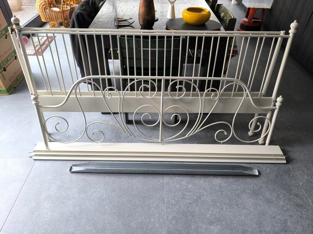 Ikea Leirvik bedframe / tweepersoonsbed 180x200, Huis en Inrichting, Slaapkamer | Bedden, Ophalen, Tweepersoons, Hout, 180 cm