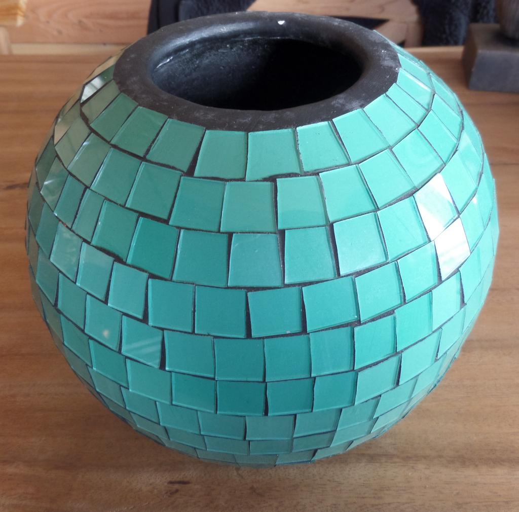 Turquase vaas.  het wit wat u ziet, is licht inval, Ophalen of Verzenden