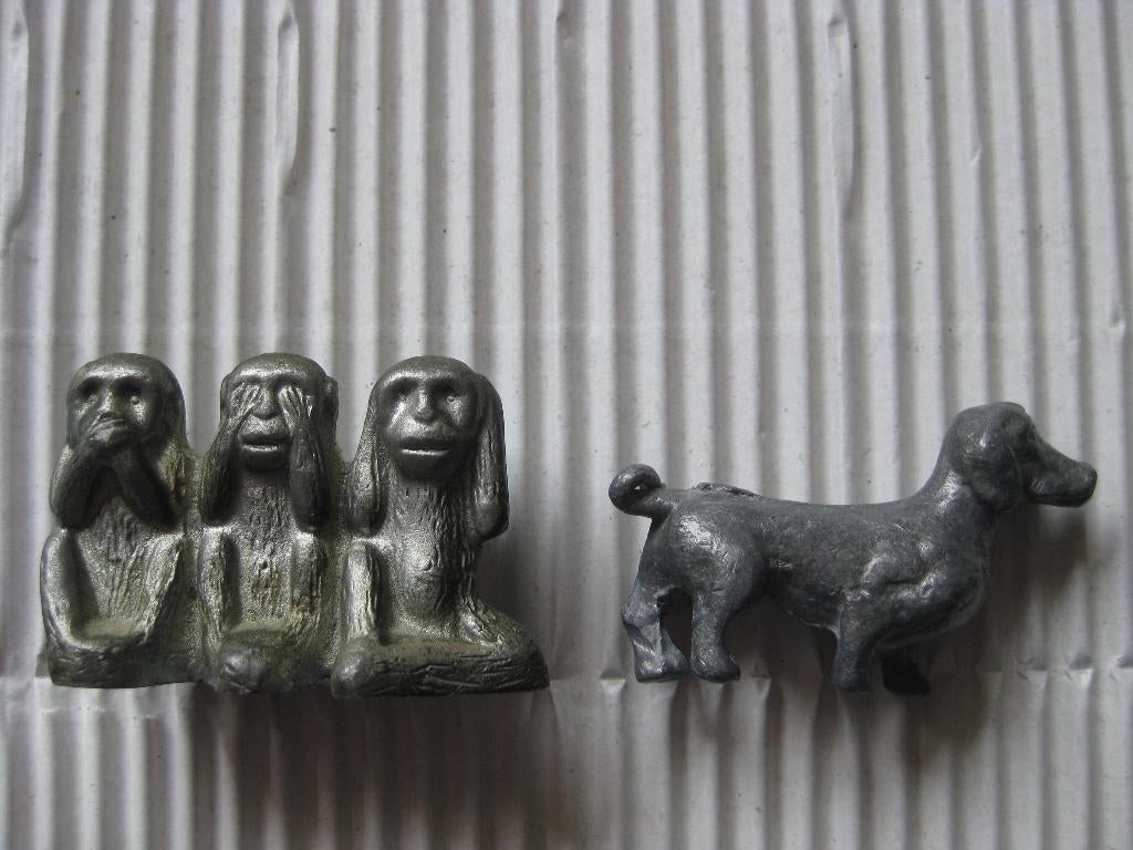 horen zien zwijgen of tekkel, Verzenden