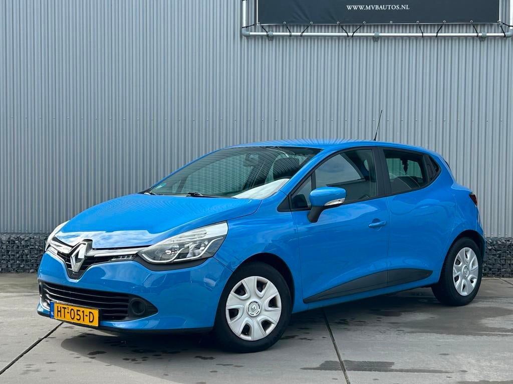 Renault Clio 1.5 dCi ECO Expression, Airco, Navigatie, Cruis, Voorwielaandrijving, Stof, Gebruikt, Euro 6