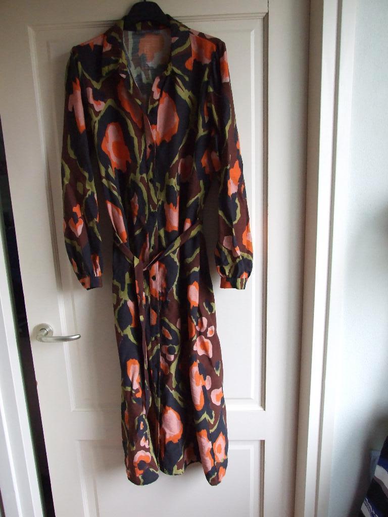 Prachtige lange Geisha jurk in warme kleuren 40, Kleding | Dames, Jurken, Maat 38/40 (M), Overige kleuren, Geisha, Nieuw