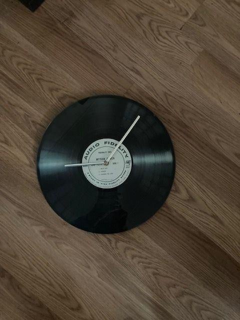 myron cohen lp klok, Huis en Inrichting, Woonaccessoires | Klokken, Ophalen of Verzenden, Gebruikt, Digitaal, Wandklok