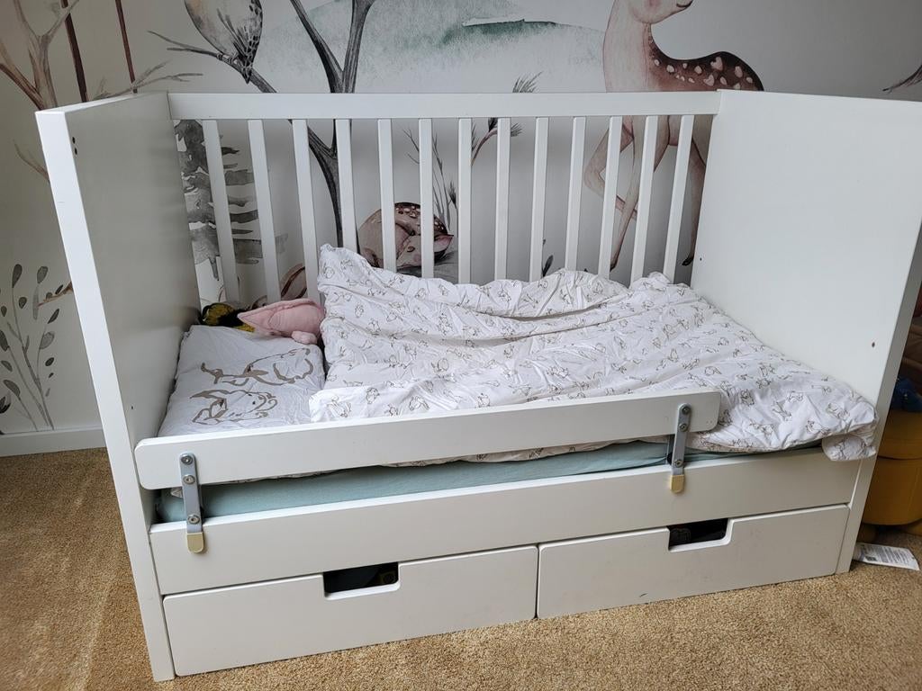 IKEA Stuva Ledikant met lades - Wit incl. lakens etc, Ophalen, Gebruikt, Ledikant