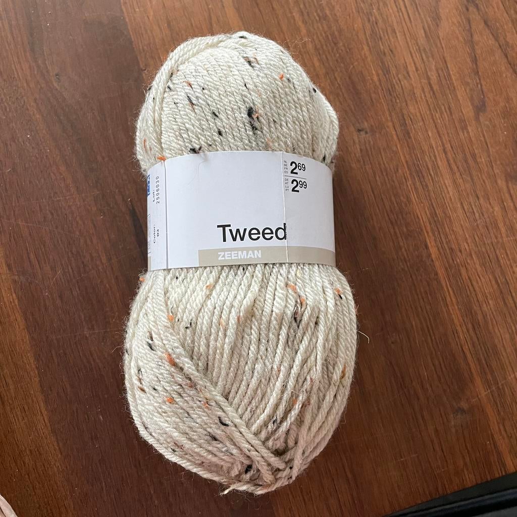 Gevraagd: Zeeman Tweed (kleur Ecru), Hobby en Vrije tijd, Breien en Haken, Ophalen of Verzenden, Zo goed als nieuw, Breien of Haken