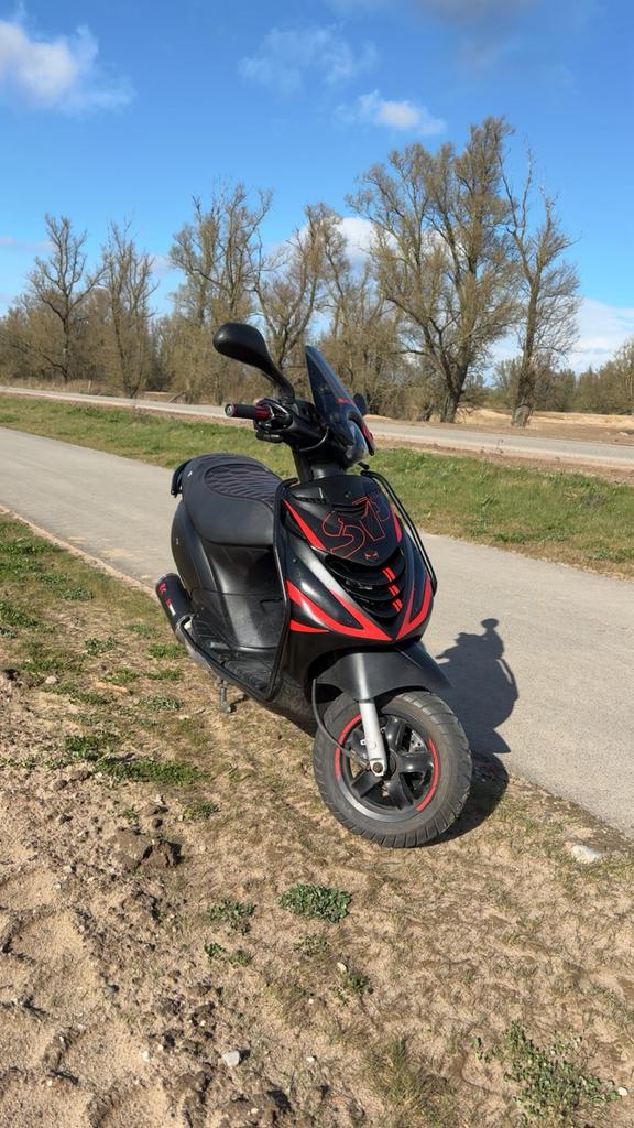 Zip 80cc full malossi, Ophalen, Zo goed als nieuw, Benzine, Zip