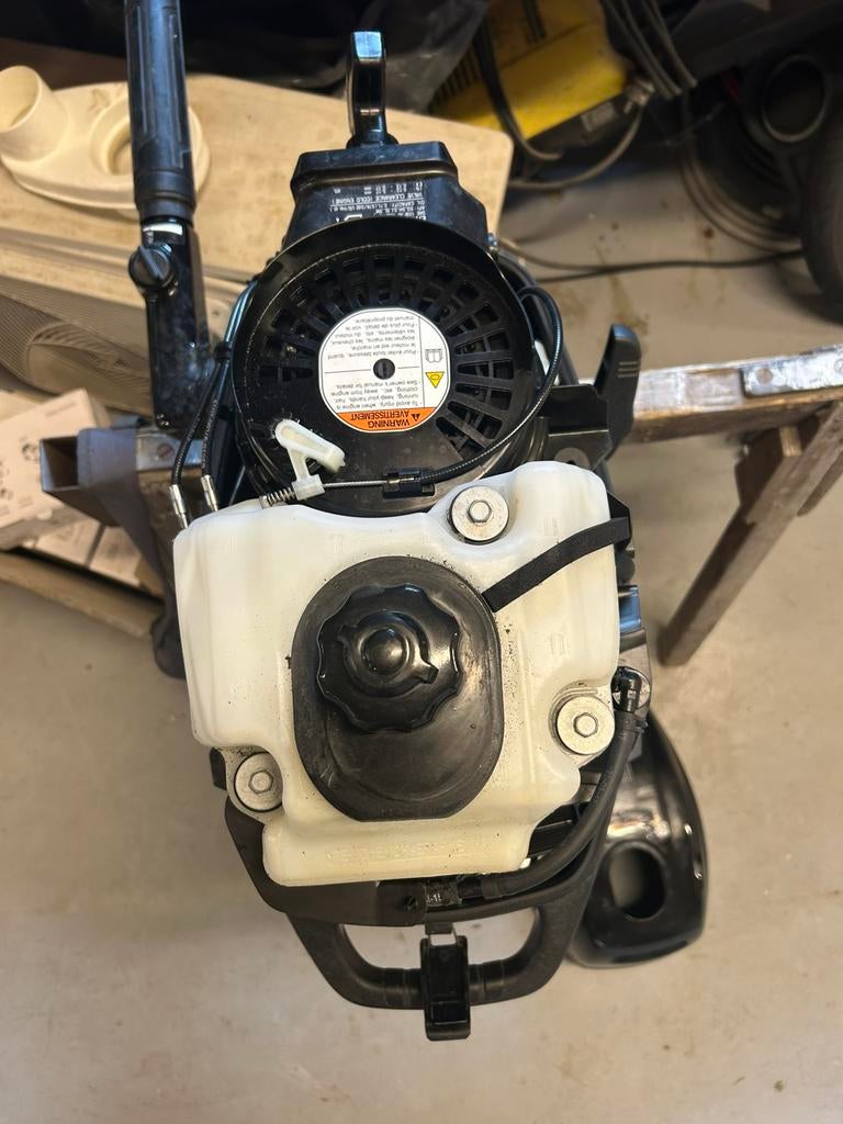 4 pk suzuki buitenboordmotor 1 jaar oud, Auto-onderdelen, Ophalen, Nieuw, Suzuki