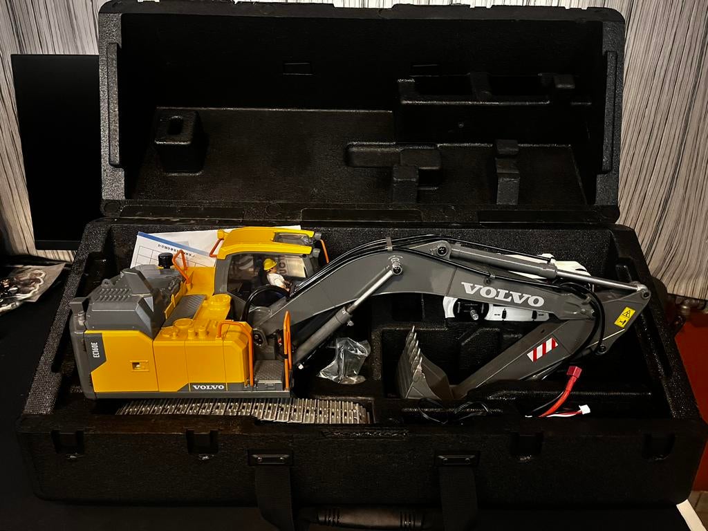 RC hobby volvo EC160E 1:14, Ophalen, Nieuw