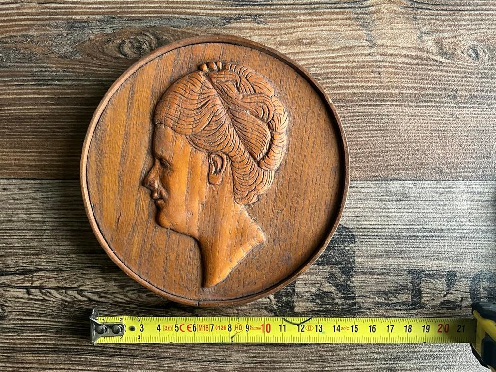 Antiek houten portret van Wilhelmina (1948), Ophalen of Verzenden