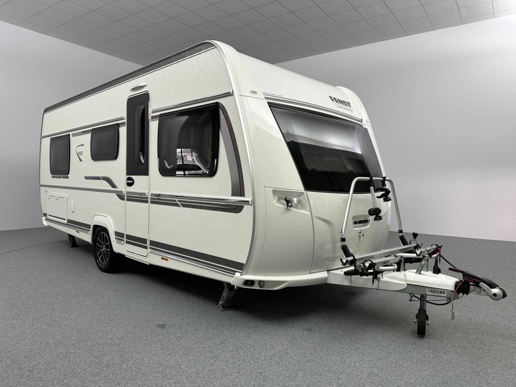 Fendt Bianco Activ 515 SGE Mover Fietsendrager INCL STALLING, Caravans en Kamperen, Caravans, Bedrijf, Koelkast, Fendt, 5 tot 6 meter