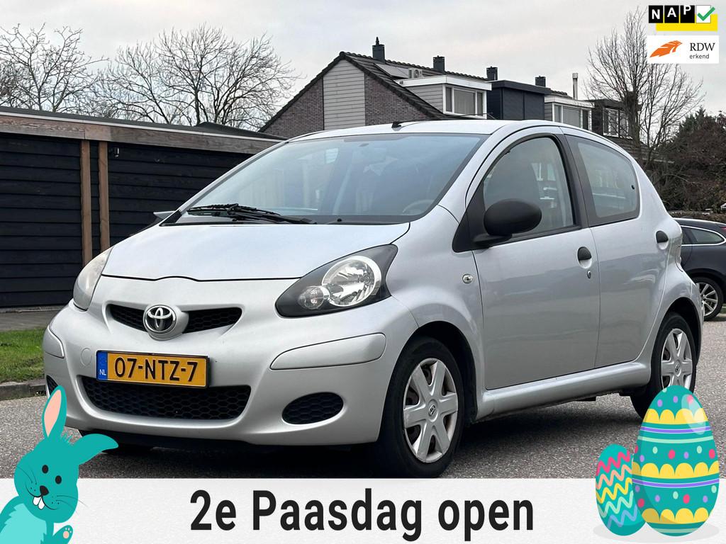 Toyota Aygo 1.0-12V Access 1e Eigenaar*5DR*Airco*12-09-2026, Voorwielaandrijving, Euro 5, Gebruikt, 4 stoelen