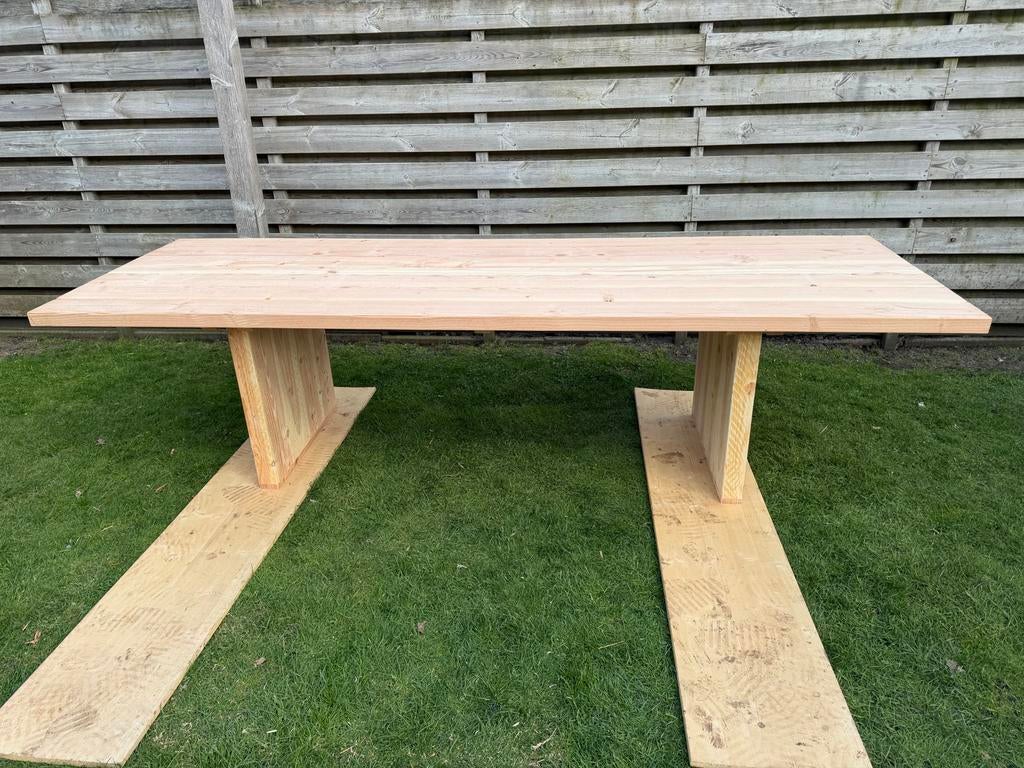 Robuste Douglas tafel, Huis en Inrichting, Tafels | Eettafels, Ophalen, Nieuw