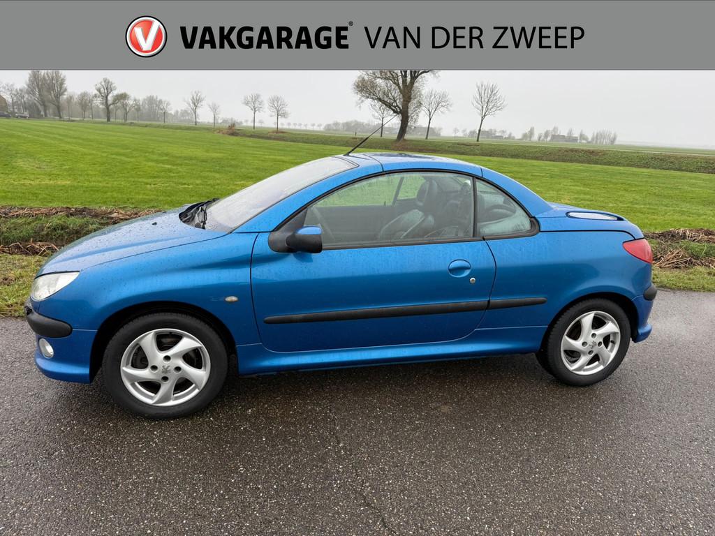 Peugeot 206 CC 1.6-16V | Nieuwe APK (bj 2003), Voorwielaandrijving, Elektrische ramen, Gebruikt, 4 cilinders