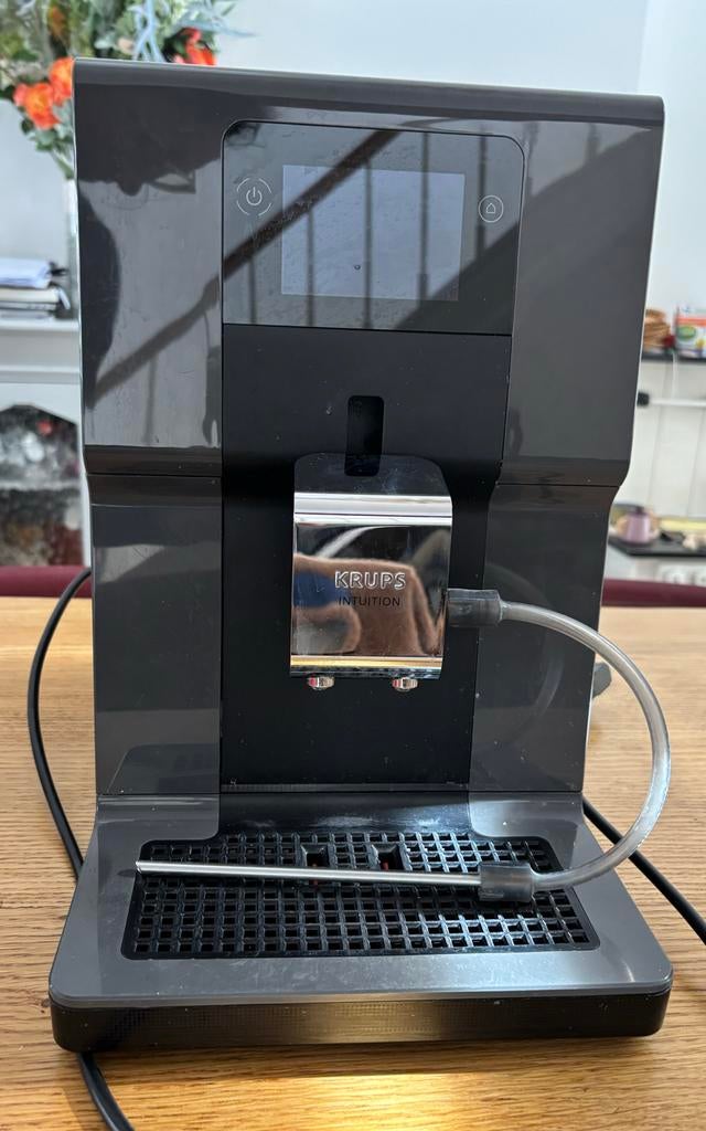 Krups volautomaat EA872, Gebruikt, Koffiemachine, Koffiebonen, Ophalen