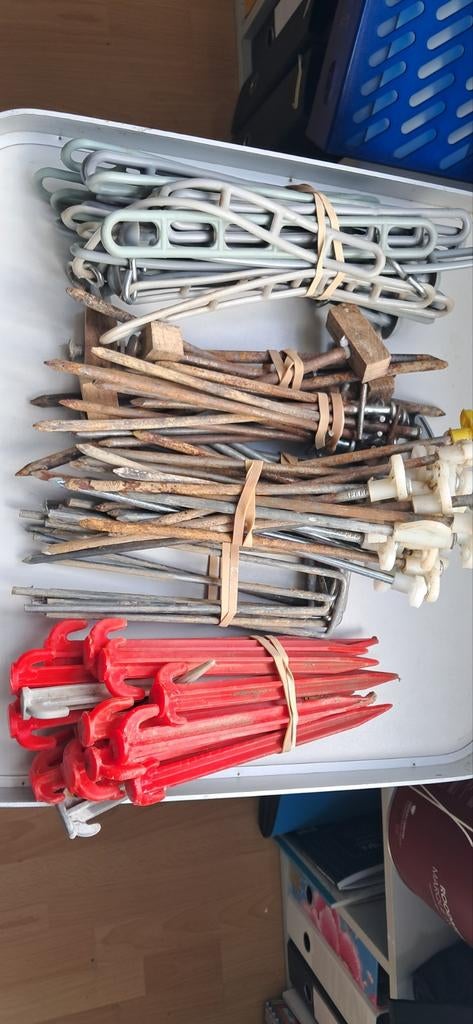 Grondpennen en tentharingen, Ophalen of Verzenden