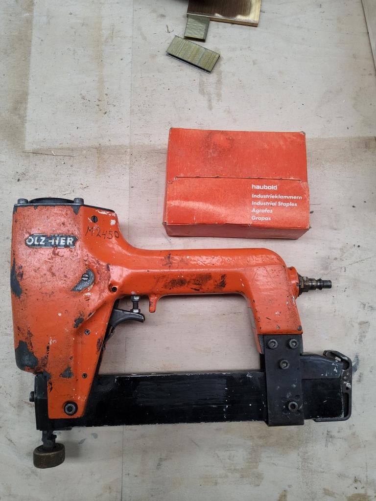 Holz-her tacker + doos haubold nieten 25mm, Doe-het-zelf en Verbouw, Ophalen of Verzenden, Overige typen