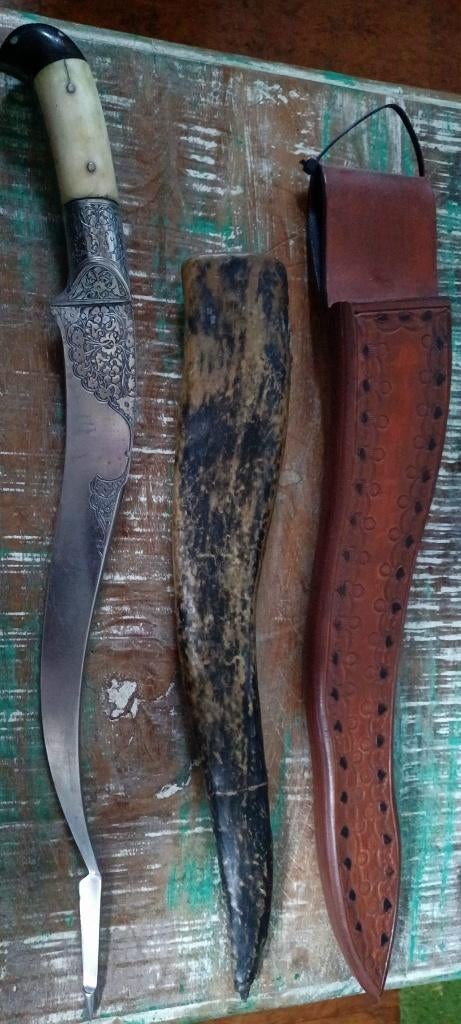 Prachtige Pesh Kabs met twee verschillende schedes, Ophalen of Verzenden, Overige soorten, Nederland, Mes of Dolk