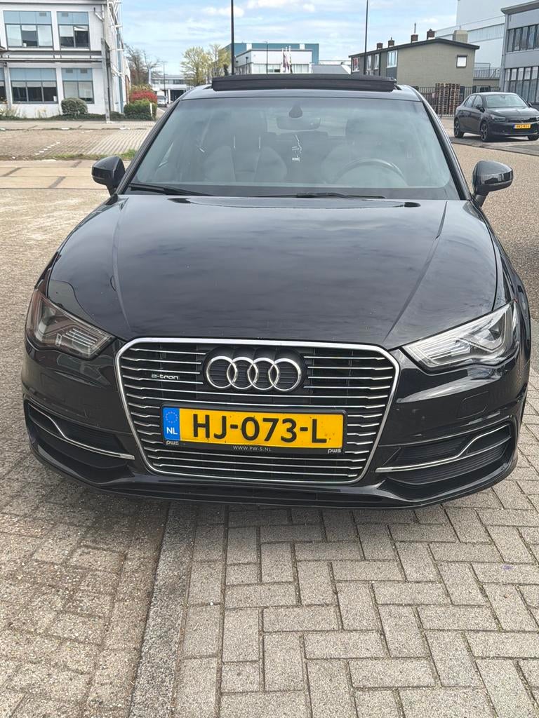 Audi A3 1.4 Tfsi 204pk E-tron Phev S Tronic 2015 Zwart, 4 cilinders, Zwart, 1395 cc, Hybride Elektrisch/Benzine